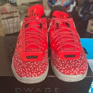 Lucky 13 Wow 4. Li-Ning 10.5 Sneakers